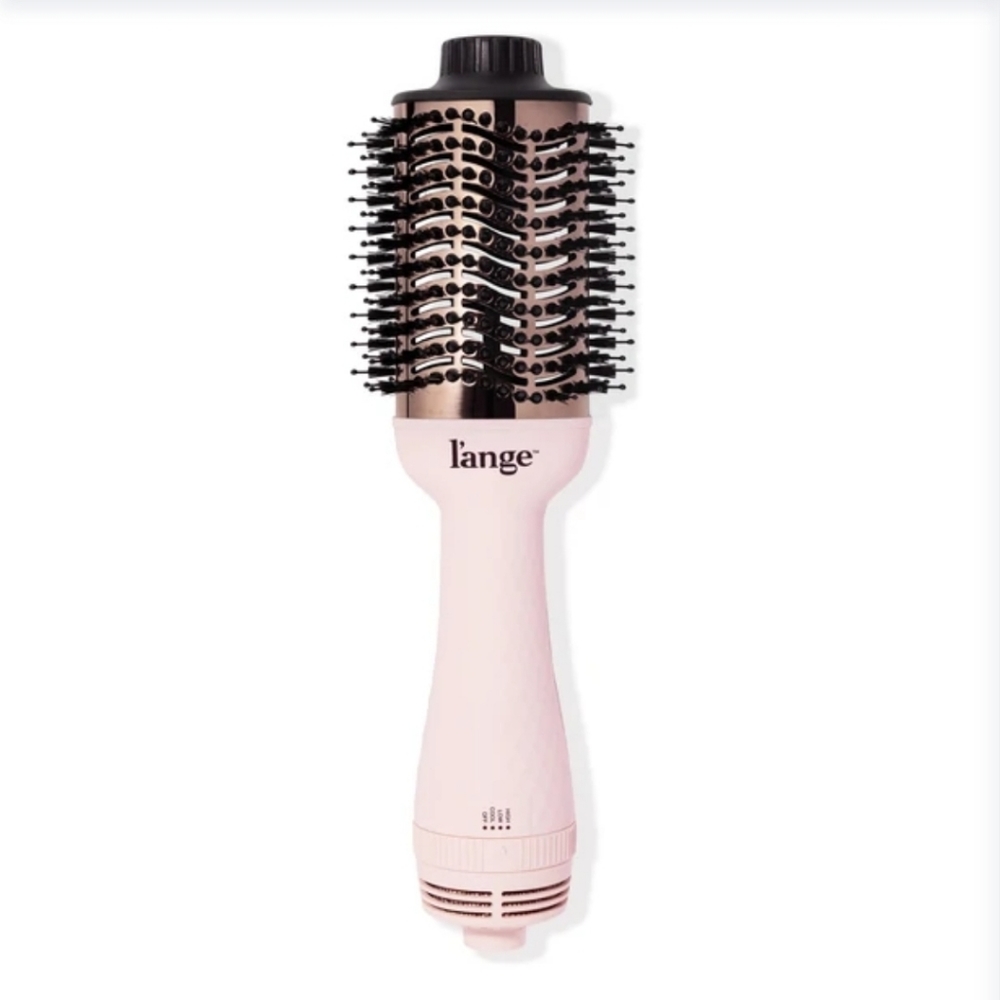 L'ange Le Volume